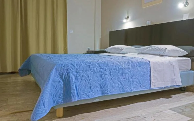 Polyxeni Hotel