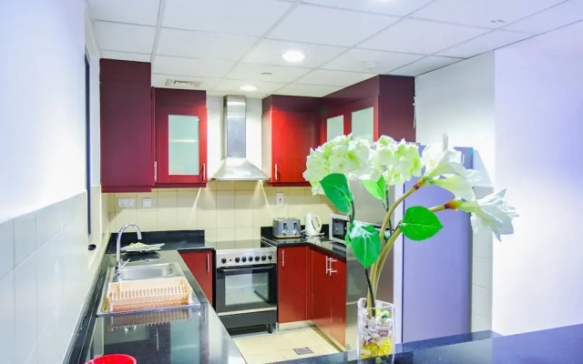 Spacious 1 Bedroom Apartment in Murjan 1