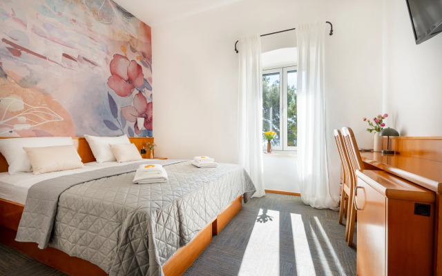Hotel Kaštil