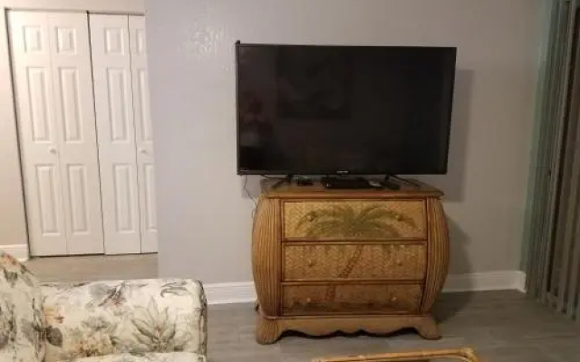2BR/1BA Sienna Park Apartment