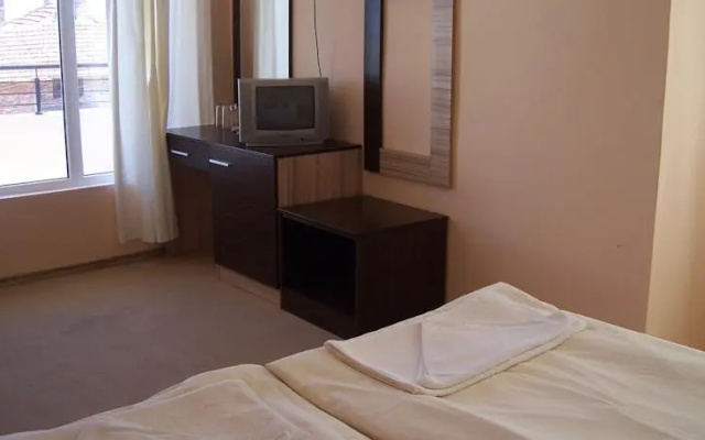 Hotel Akris