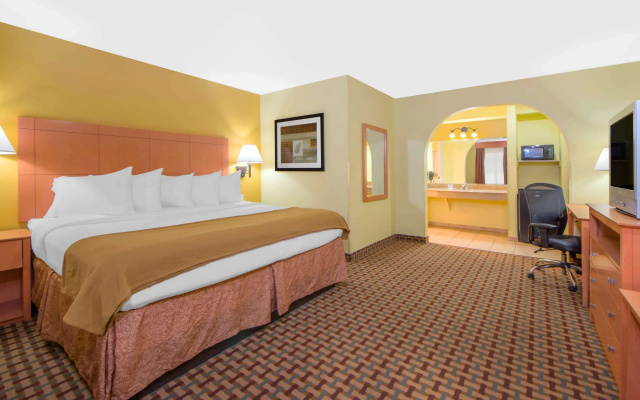 Days Inn by Wyndham Lubbock South