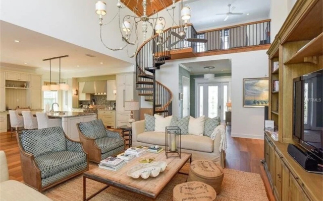 Dockside Darling 3 Bedroom Home
