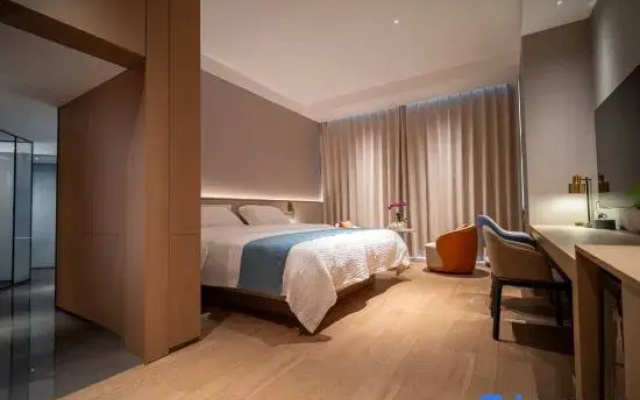 Jinruige · Luxury Private Banquet Homestay (Kunming Railway Station Wanda Plaza)