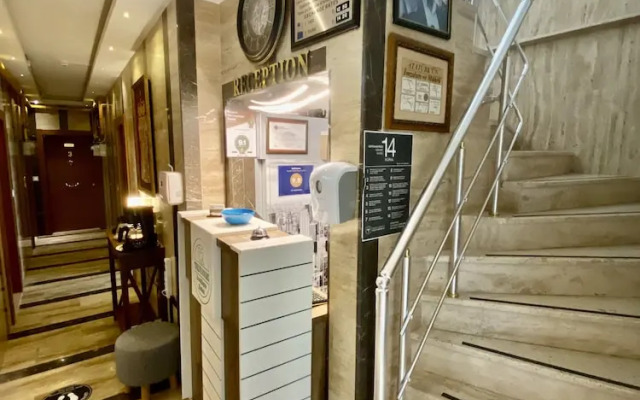 12 Rooms Boutique Hotel