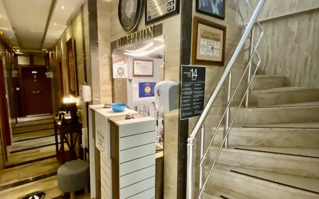 12 Rooms Boutique Hotel