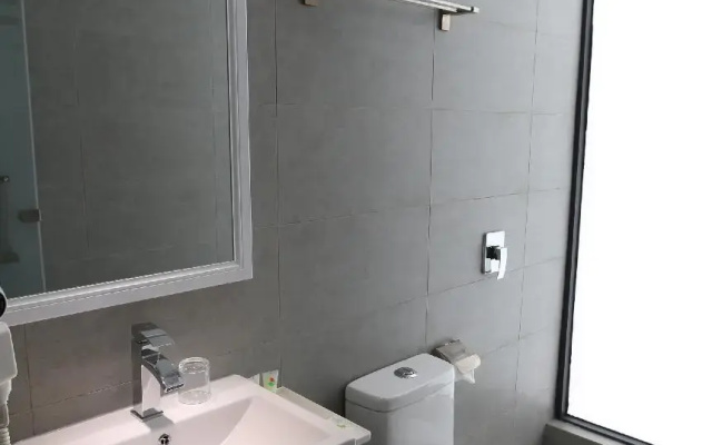 Hotel 99 Sepang Klia