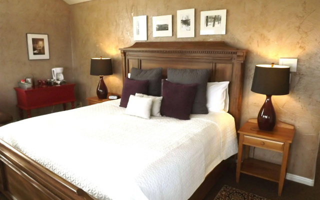 Skyridge Inn