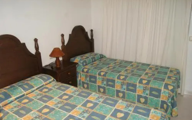 Apartamentos Marineu Cala Gonzalez