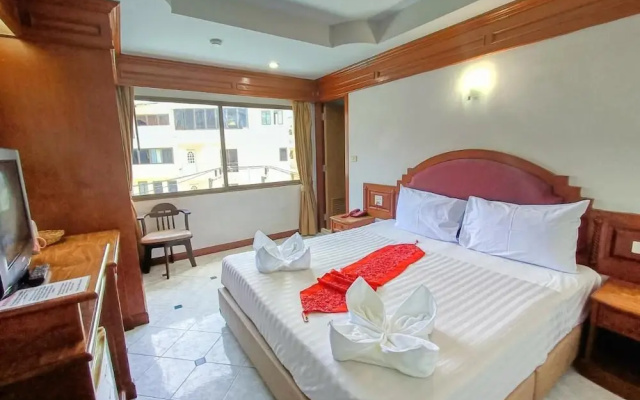 Phuket suite hotel