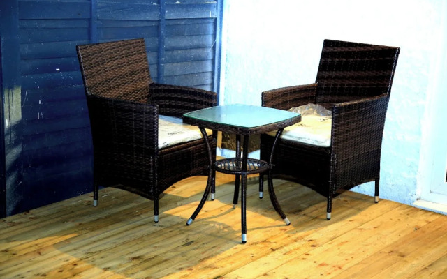 A Modern, Comfy Newly Remodeled 2bd House