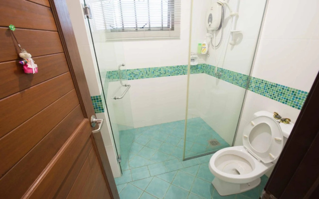 Natol Homestay - Sydney Batu Kawa MJC New Townships