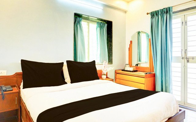 Collection O 88195 Hotel Galaxy Executive