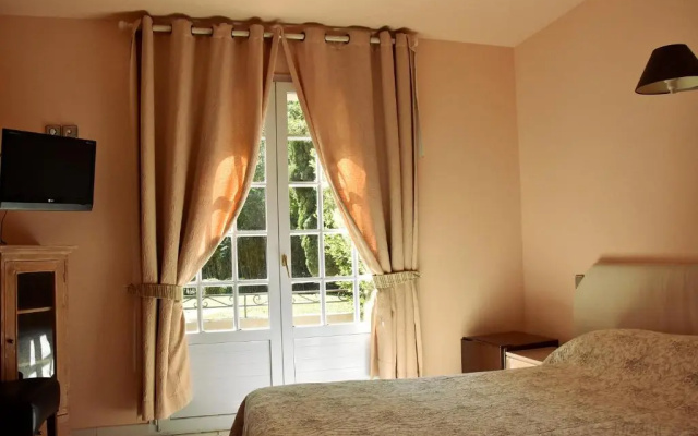 Hotel Les Mazets Des Roches
