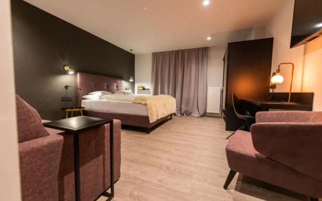 Burgus - Design Suites & Apartments