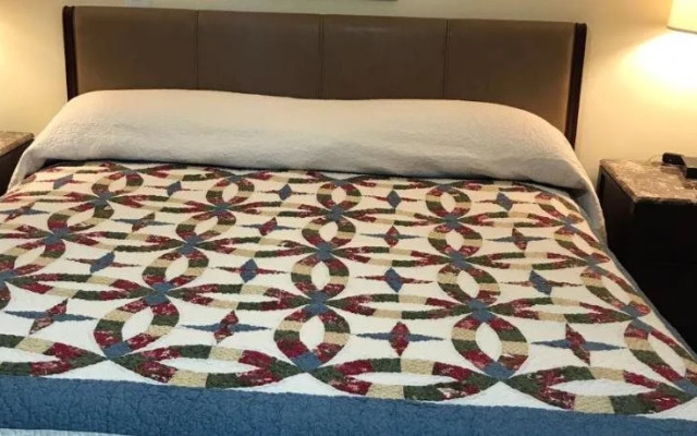 Royale Coach Motor Lodge