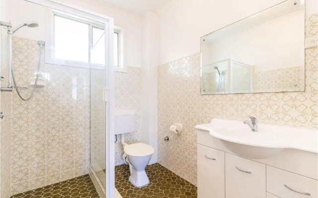 Fingal Court 2 2 Lentara St