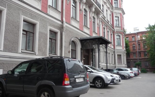 Гостиница Hostel On Mokhovaya в Санкт-Петербурге - забронировать гостиницу Hostel On Mokhovaya, цены и фото номеров Санкт-Петербург парковка