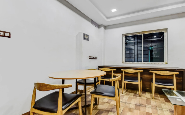 Hotel O MB International