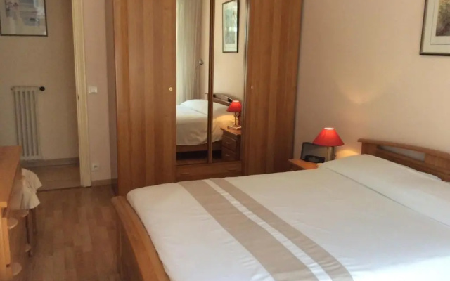 Place Mozart Holiday Apartment