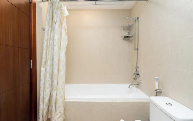 Lux BnB I Standpoint Tower I Opera View