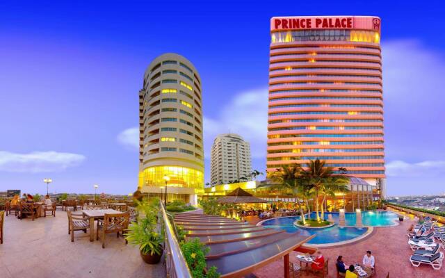 Prince Palace Hotel вид на фасад