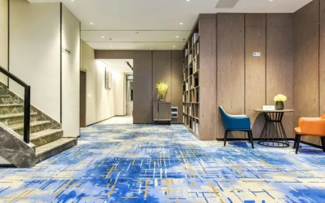 Echarm Hotel (Shuanglong Konggang Logistics Park)