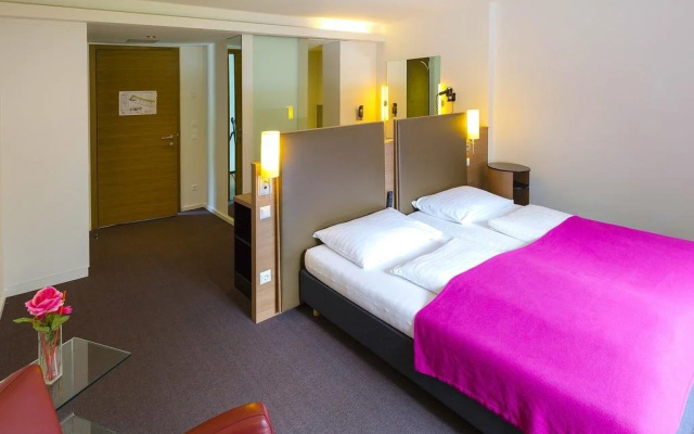 TheHotel (Adults only)
