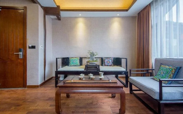 Hua Long Yuan Boutique Hotel
