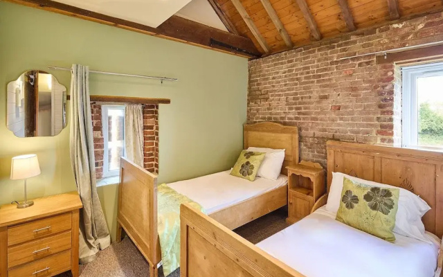 Host Stay Granary Barn