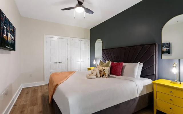 Mardi Gras Suites NOLA's 4BR Elegance
