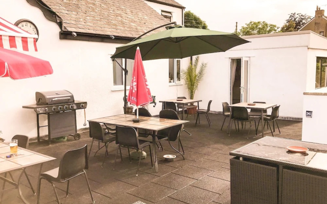 Deers Leap, A Modern new Personal Holiday let