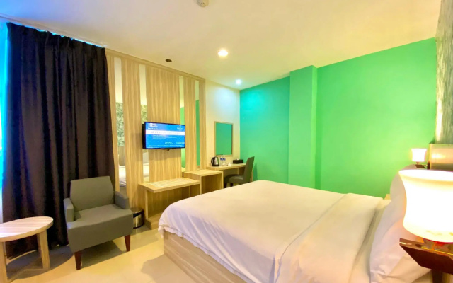 Grand Celino Hotel