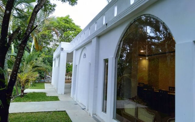 Отель Ovitiyas Bandarawela вид на фасад