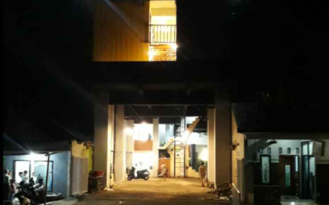 Hotel Studio Yobel (Menerima Tamu Umum & Pasangan Suami Istri)