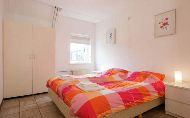Quaint Apartment in Oosterend Terschelling near Sea