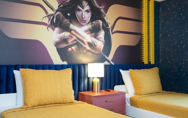 Chic Modern Marvel-spacious Themed Bedrooms Private Pool
