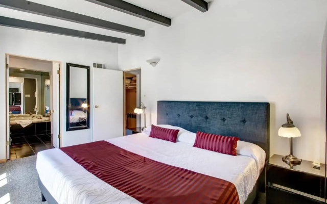 Mykonos Desert Suites