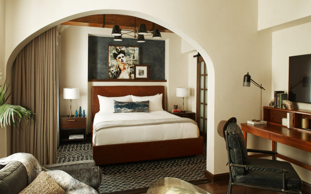 Hotel Figueroa, Unbound Collection by Hyatt