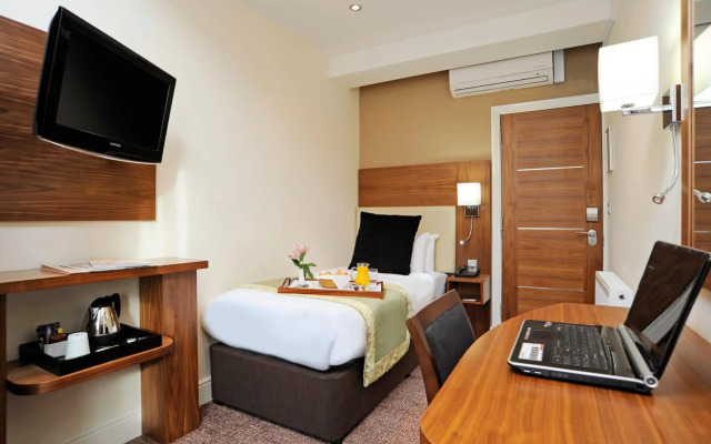 London Bloomsbury Square Hotel