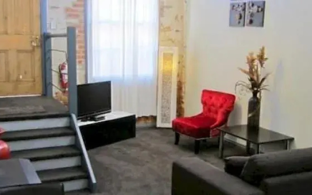The Albert Guest House and Mills Spa Suites