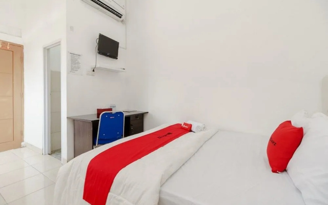Reddoorz @ Jalan Mangkunegara Palembang 2
