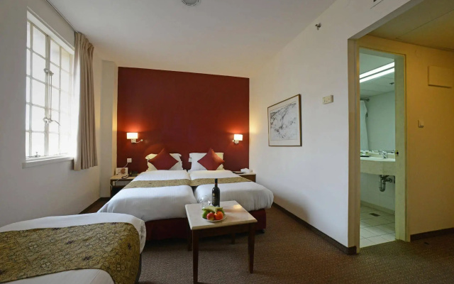 YMCA Three Arches Hotel