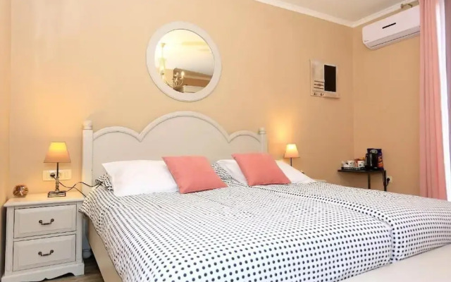 Shabby chic rooms