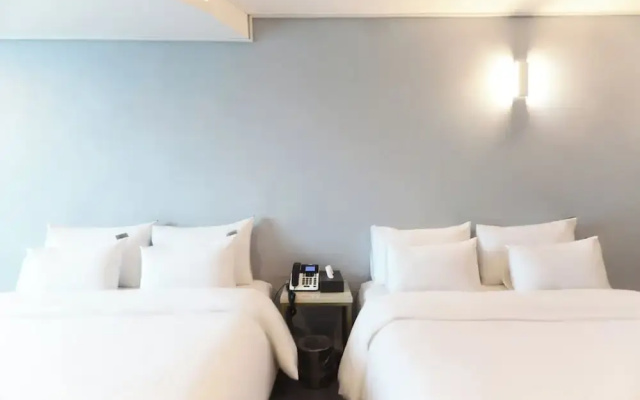 Brighten Hotel