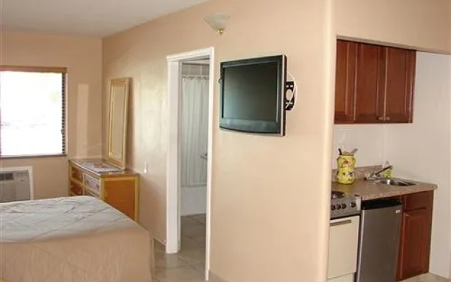 Traveler Motel