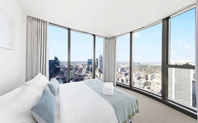 A 3BR Apt Next to Melbourne Central, Free Parking