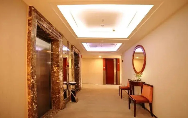 New Year Hotel