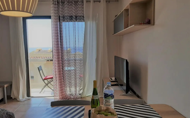 Las Vistas Apartments