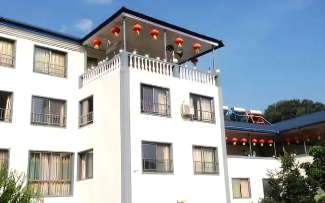 Longjun Jiayuan Hotel